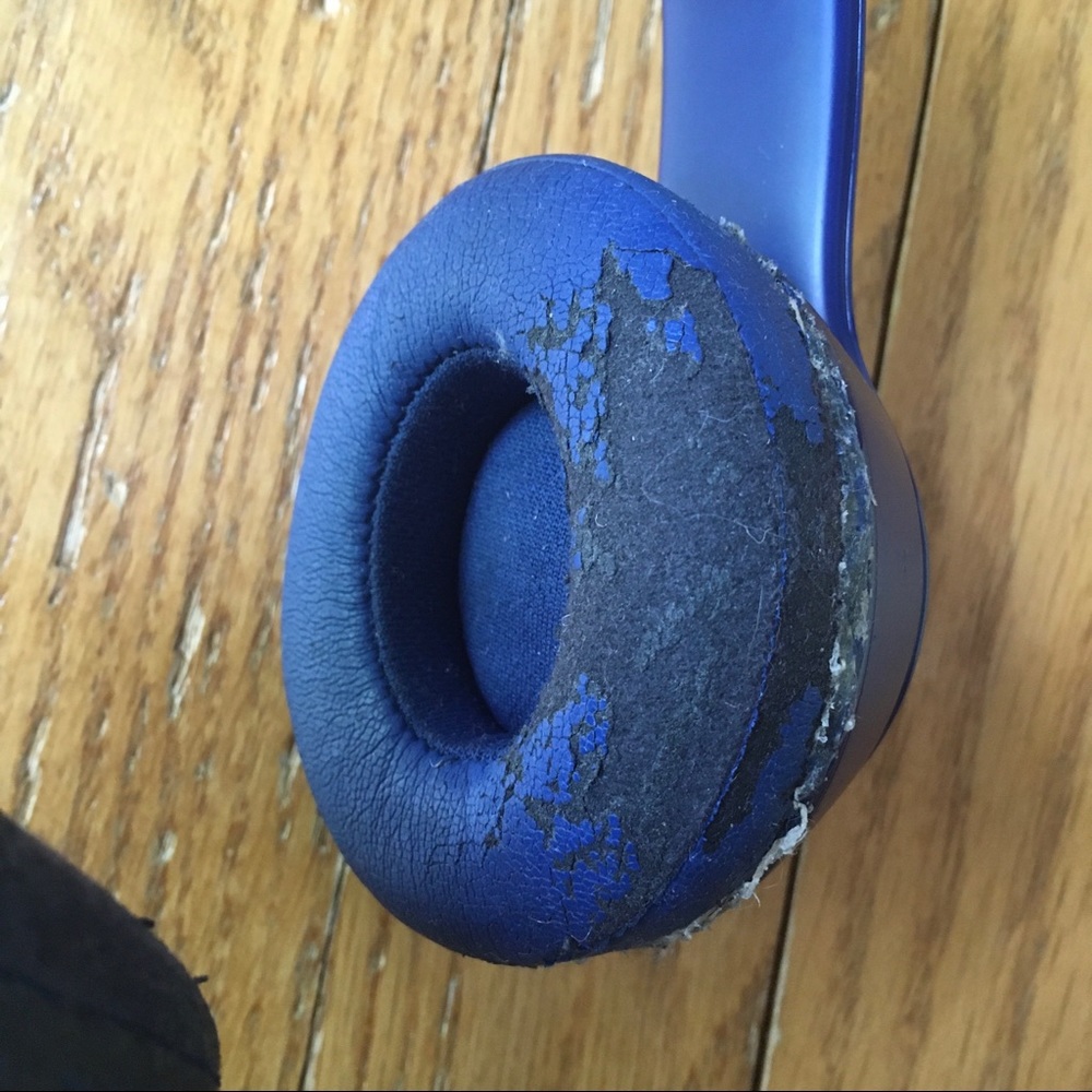 4/$10 - Beats by Dr. Dre Solo Wireless Headphones - Blue - Picture 15 of 15